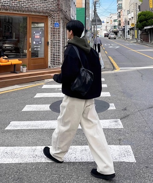 NOWLE（ノウル）の「【NOWLE】ワンタック リラックス コットン スラックス（スラックス・メンズ・オフホワイト/ブラック/ブラウン・MEDIUM/LARGE/X-LARGE）」の6枚目の写真