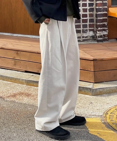 NOWLE（ノウル）の「【NOWLE】ワンタック リラックス コットン スラックス（スラックス・メンズ・オフホワイト/ブラック/ブラウン・MEDIUM/LARGE/X-LARGE）」の8枚目の写真