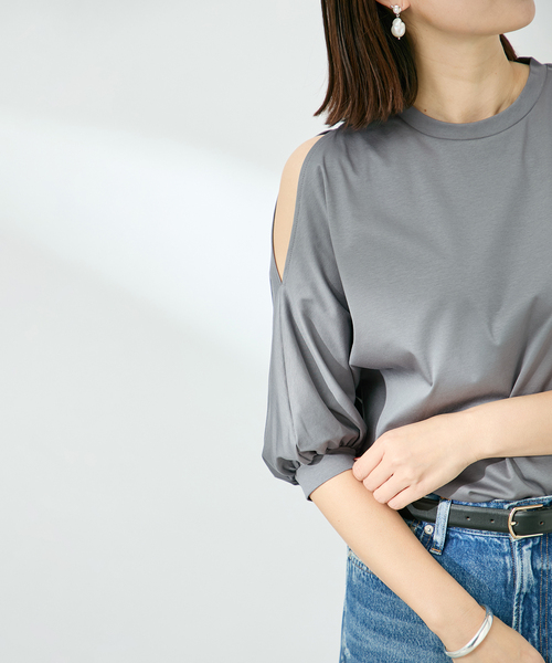 VERMEIL par iena（ヴェルメイユパーイエナ）の「ショールスリットカットソー（Tシャツ/カットソー・レディース・ホワイト/ブラック/チャコールグレー・FREE）」の12枚目の写真