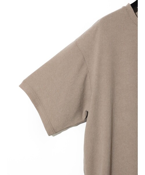 MIDIUMISOLID(ミディウミソリッド)の「MIDIUMISOLID Men’s ハーフスリーブシアーベーシックプルオーバー(Tシャツ/カットソー・メンズ・ベージュ/ブラック・48)」の13枚目の写真