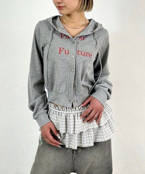 WHO'S WHO gallery(フーズフーギャラリー)の「PAST FUTUREロゴパーカー(パーカー・レディース・サックスブルー/グレー/オフホワイト・FREE)」の10枚目の写真