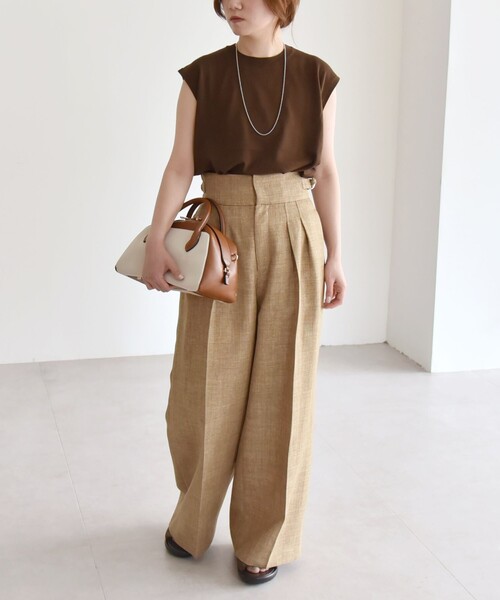 quaranciel(カランシエル)の「quaranciel:〈接触冷感/手洗い可能〉フレンチスリーブ ベーシック シアー ニット プルオーバー(ニット/セーター・レディース・ブラック/ホワイト/ブラウン・ONE SIZE)」の7枚目の写真