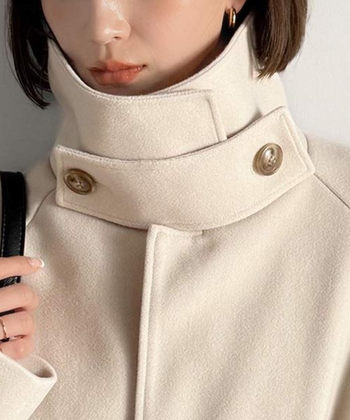 classicalelf（クラシカルエルフ）の「包み込まれる温かさ。衿2way比翼スタンドウール調ステンカラーコート（ロング丈）（ステンカラーコート・レディース・アイボリー/ブラック/ブラウン・X-LARGE/LARGE/MEDIUM/SMALL）」の5枚目の写真