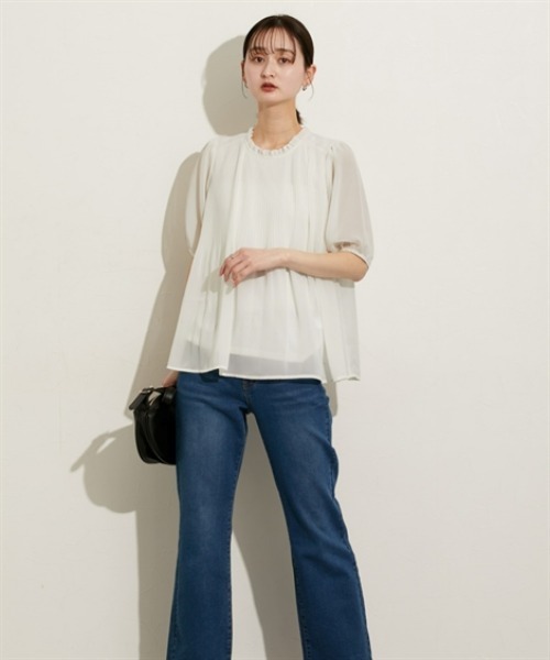 nissen（ニッセン）の「【ＵＶカット・防汚・花粉防止】プリーツフリル半袖ブラウス（シャツ/ブラウス・レディース・ネイビー/グレー/オフホワイト・M/L/LL）」の6枚目の写真