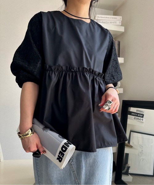 deux amour(ドゥーザムール)の「袖レース腰切り替えTシャツ(Tシャツ/カットソー・レディース・ホワイト/ブラック・M~L)」の11枚目の写真