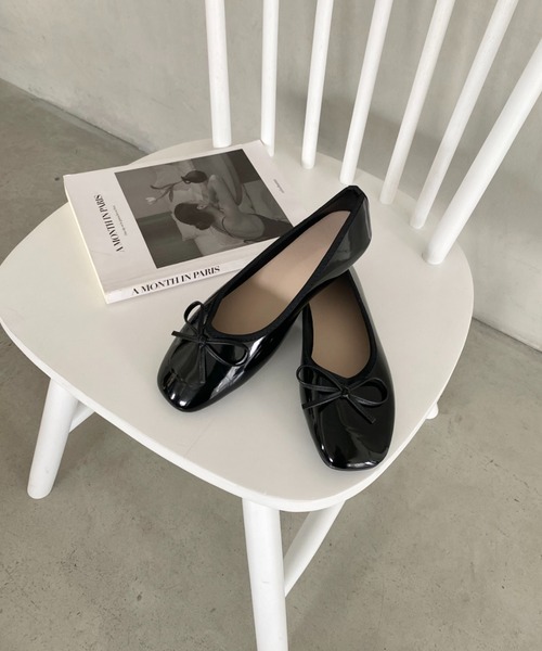 MYMOOD.（マイムード）の「エナメル リボンパンプス ローヒールパンプス（パンプス・レディース・ブラック/レッド・23.5cm/24.5cm）」の3枚目の写真
