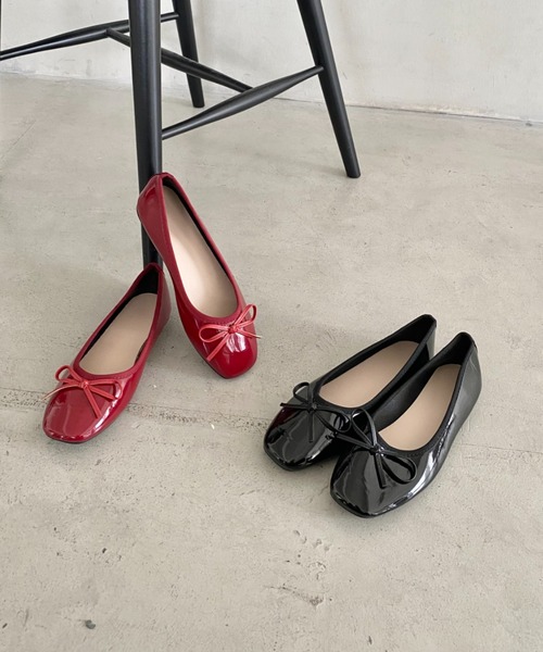 MYMOOD.（マイムード）の「エナメル リボンパンプス ローヒールパンプス（パンプス・レディース・ブラック/レッド・23.5cm/24.5cm）」の6枚目の写真