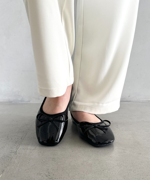 MYMOOD.（マイムード）の「エナメル リボンパンプス ローヒールパンプス（パンプス・レディース・ブラック/レッド・23.5cm/24.5cm）」の8枚目の写真