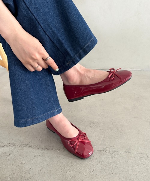 MYMOOD.（マイムード）の「エナメル リボンパンプス ローヒールパンプス（パンプス・レディース・ブラック/レッド・23.5cm/24.5cm）」の19枚目の写真