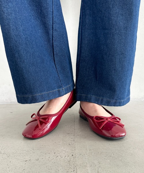 MYMOOD.（マイムード）の「エナメル リボンパンプス ローヒールパンプス（パンプス・レディース・ブラック/レッド・23.5cm/24.5cm）」の22枚目の写真