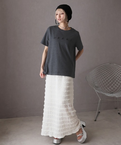 Girly Doll(ガーリードール)の「刺繍フロントロゴTシャツ(Tシャツ/カットソー・レディース・ブラック/ダークグレー/ホワイト・F)」の5枚目の写真