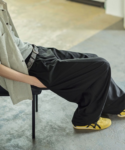 Bleme（ブレム）の「ワイド イージーパンツ ベルトループ付き（その他パンツ・メンズ・ブラック/グレー/ベージュ・S/M/L/XL）」の7枚目の写真