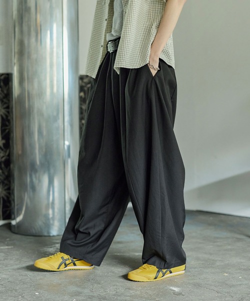 Bleme（ブレム）の「ワイド イージーパンツ ベルトループ付き（その他パンツ・メンズ・ブラック/グレー/ベージュ・S/M/L/XL）」の10枚目の写真