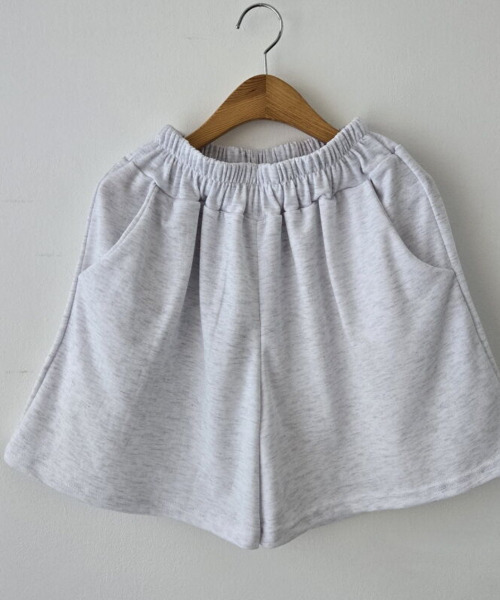 VIVID LADY（ビビッドレディー）の「ハーフ スウェット パンツ（スウェットパンツ・レディース・ライトグレー/グレー/ブラック・FREE）」の8枚目の写真