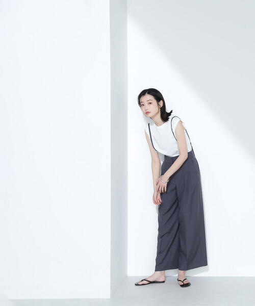 NATURAL BEAUTY BASIC(ナチュラルビューティーベーシック)の「◇【Oggi掲載】メタルプレートノースリーブカットソー(Tシャツ/カットソー・レディース・ブラック/チャコールグレー/オフホワイト/ダークブラウン・FREE)」の15枚目の写真