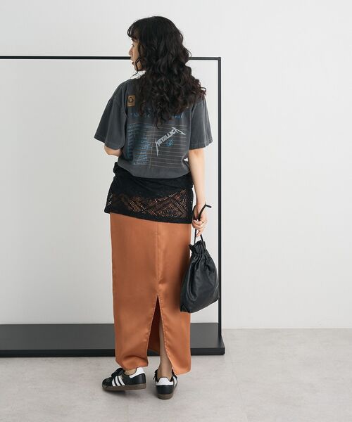 METALLICA（メタリカ）の「METALLICA TEE【ユニセックス】（Tシャツ/カットソー・レディース・チャコールグレー・FREE）」の8枚目の写真