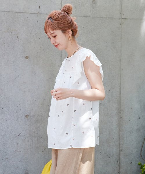 B.C STOCK(ベーセーストック)の「手洗い可 / フラワー刺繍フリルブラウス(シャツ/ブラウス・レディース・ネイビー/ホワイト/ブラウン・FREE)」の8枚目の写真