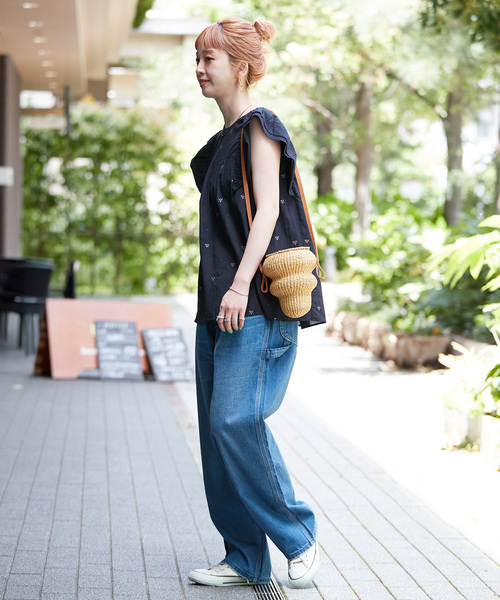 B.C STOCK(ベーセーストック)の「手洗い可 / フラワー刺繍フリルブラウス(シャツ/ブラウス・レディース・ネイビー/ホワイト/ブラウン・FREE)」の21枚目の写真