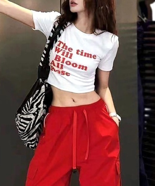 SHEENA（シーナ）の「メッセージロゴコンパクトTシャツ（Tシャツ/カットソー・レディース・ホワイト/ブラック・M）」の4枚目の写真