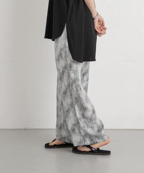 EKAL（エカル）の「プリントイージーパンツ（その他パンツ・レディース・グレー/ダークグレー・ONE）」の4枚目の写真
