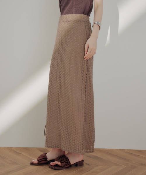 ECREL(エクレール)の「レースナロースカート(スカート・レディース・レッド/モカ/ブラック・FREE)」の1枚目の写真