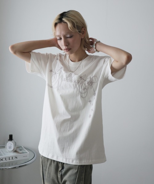Ulysses（ユリシス）の「エンブロイダリーロゴデザインＴシャツ（Tシャツ/カットソー・レディース・ホワイト・L/M）」の8枚目の写真