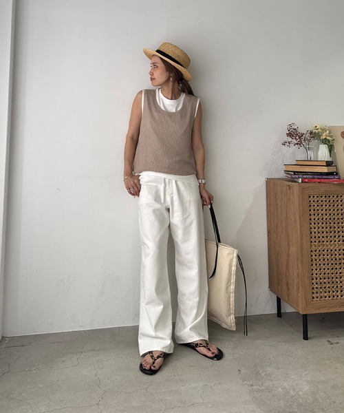 ISOOK（アイスー）の「ニットベスト＆ノースリーブTシャツセット (chiica original) / 2点セット サマーニット シアーニット タンクトップ 夏（ベスト・レディース・ブラック/ホワイト/ベージュ・FREE）」の5枚目の写真