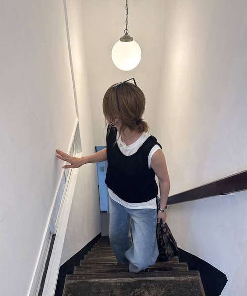 ISOOK（アイスー）の「ニットベスト＆ノースリーブTシャツセット (chiica original) / 2点セット サマーニット シアーニット タンクトップ 夏（ベスト・レディース・ブラック/ホワイト/ベージュ・FREE）」の7枚目の写真