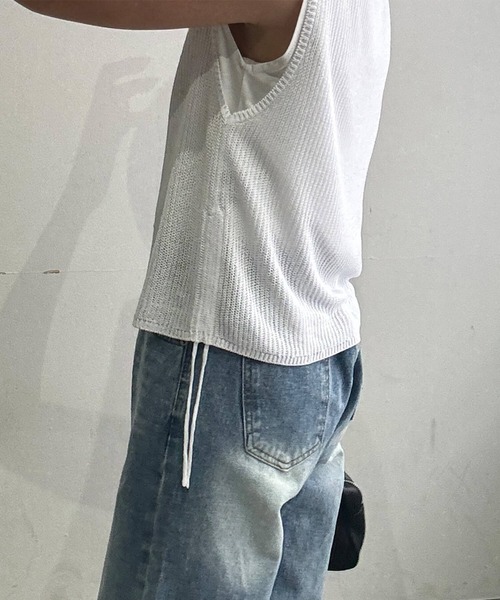 ISOOK（アイスー）の「ニットベスト＆ノースリーブTシャツセット (chiica original) / 2点セット サマーニット シアーニット タンクトップ 夏（ベスト・レディース・ブラック/ホワイト/ベージュ・FREE）」の8枚目の写真