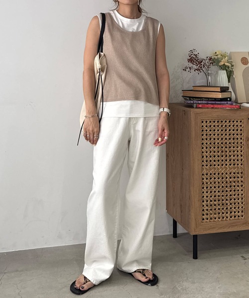 ISOOK（アイスー）の「ニットベスト＆ノースリーブTシャツセット (chiica original) / 2点セット サマーニット シアーニット タンクトップ 夏（ベスト・レディース・ブラック/ホワイト/ベージュ・FREE）」の11枚目の写真