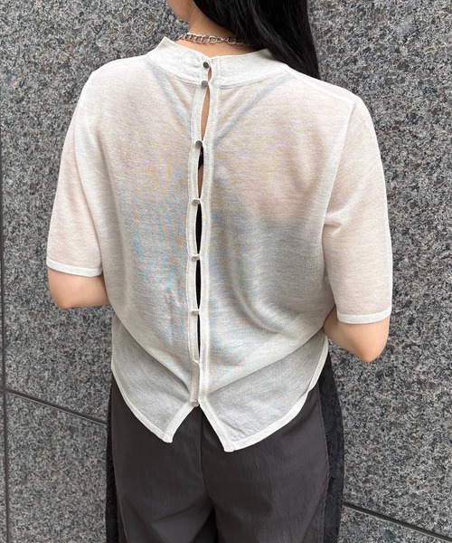 &g'aime(アンジェム)の「【&g'aime】バックデザインニット Back Design Knit(ニット/セーター・レディース・ブラック/キナリ/モカ・FREE)」の17枚目の写真