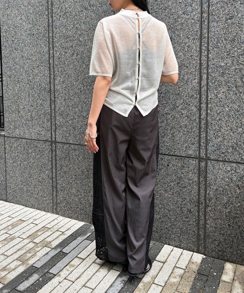 &g'aime(アンジェム)の「【&g'aime】バックデザインニット Back Design Knit(ニット/セーター・レディース・ブラック/キナリ/モカ・FREE)」の4枚目の写真