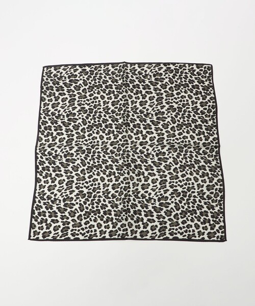 BEAUTY&YOUTH UNITED ARROWS（ビューティーアンドユースユナイテッドアローズ）の「シルク レオパード スカーフ（バンダナ/スカーフ・レディース・ブラック/ブラウン系・FREE）」の12枚目の写真
