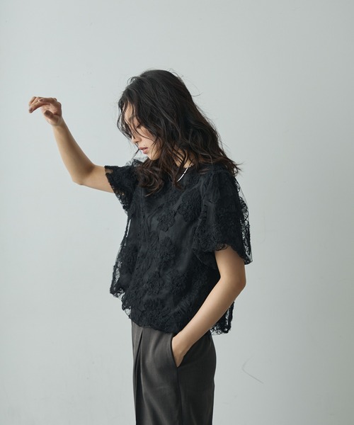 Lunea（ルネア）の「フラワーチュールレーストップス（シャツ/ブラウス・レディース・ブラック/ホワイト・FREE）」の21枚目の写真