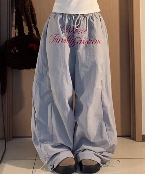 Vipoa（ヴィポア）の「front logo nylon pants（その他パンツ・レディース・グレー/ネイビー・FREE）」の11枚目の写真