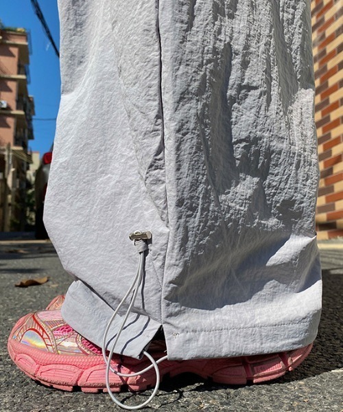 Vipoa（ヴィポア）の「front logo nylon pants（その他パンツ・レディース・グレー/ネイビー・FREE）」の14枚目の写真
