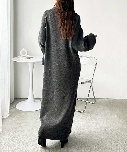 GeeRA(ジーラ)の「スキッパーゆるニットワンピース(ワンピース・レディース・チャコールグレー/ブラック・MEDIUM/LARGE/X-LARGE)」の18枚目の写真