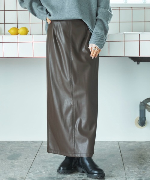 Doux archives（ドゥアルシーヴ）の「ストレッチレザータイトスカート（スカート・レディース・ブラック/ブラウン/モカ・36/38）」の3枚目の写真