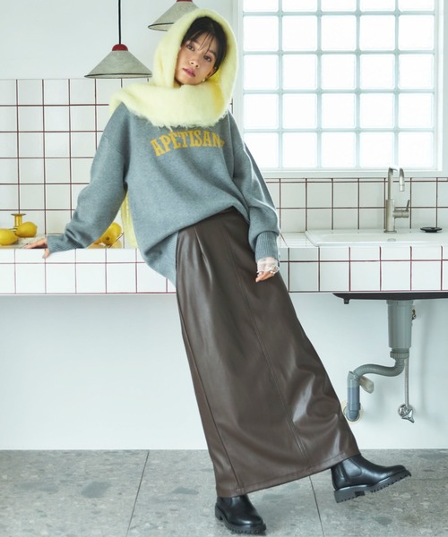 Doux archives（ドゥアルシーヴ）の「ストレッチレザータイトスカート（スカート・レディース・ブラック/ブラウン/モカ・36/38）」の12枚目の写真