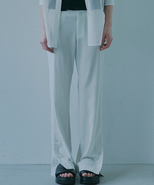 LE CIEL BLEU(ルシェルブルー)の「コンフィースリムフィットパンツ / Comfy Slim-Fit Pants(その他パンツ・レディース・ライトイエロー/ターコイズブルー/ホワイト・34/36/38)」の7枚目の写真