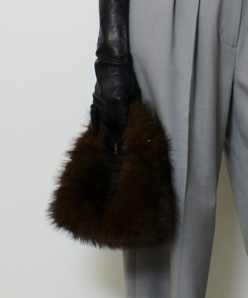 allureville（アルアバイル）の「ヘアリーミニ ハンドバッグ（ショルダーバッグ・レディース・ブラウン/アイボリー・FREE）」の14枚目の写真