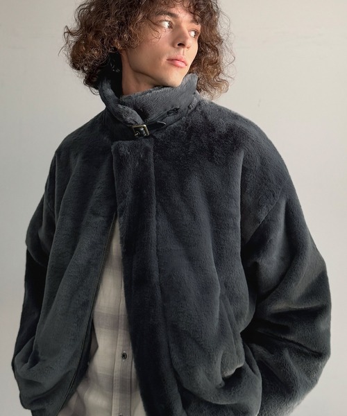 Classical Origin(クラシカルオリジン)の「3wayベルト襟フェイクファー素材ジャケット/Belted Collar Faux Fur Jacket(ブルゾン・メンズ・ブラウン/チャコールグレー・LARGE/MEDIUM/SMALL)」の17枚目の写真
