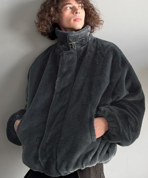 Classical Origin(クラシカルオリジン)の「3wayベルト襟フェイクファー素材ジャケット/Belted Collar Faux Fur Jacket(ブルゾン・メンズ・ブラウン/チャコールグレー・LARGE/MEDIUM/SMALL)」の15枚目の写真