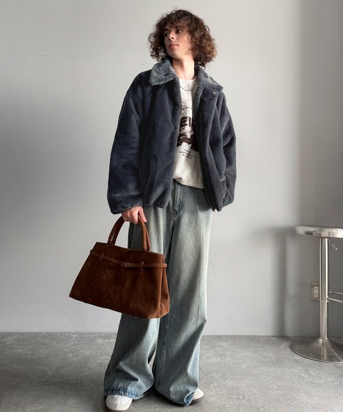 Classical Origin(クラシカルオリジン)の「3wayベルト襟フェイクファー素材ジャケット/Belted Collar Faux Fur Jacket(ブルゾン・メンズ・ブラウン/チャコールグレー・LARGE/MEDIUM/SMALL)」の4枚目の写真