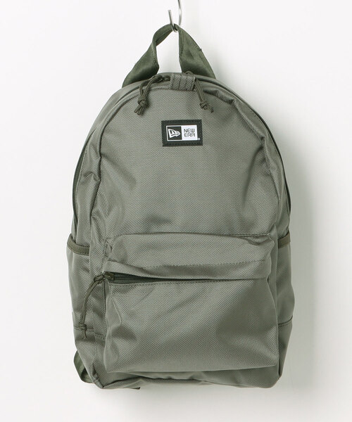 NEW ERA(ニューエラ)の「NEW ERA/ニューエラ CHILD LIGHT PACK OLIVE キッズ デイパック 14655359(バックパック/リュック・キッズ・グリーン・FREE)」の1枚目の写真