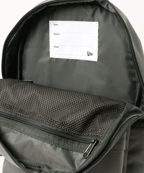NEW ERA(ニューエラ)の「NEW ERA/ニューエラ CHILD LIGHT PACK OLIVE キッズ デイパック 14655359(バックパック/リュック・キッズ・グリーン・FREE)」の4枚目の写真