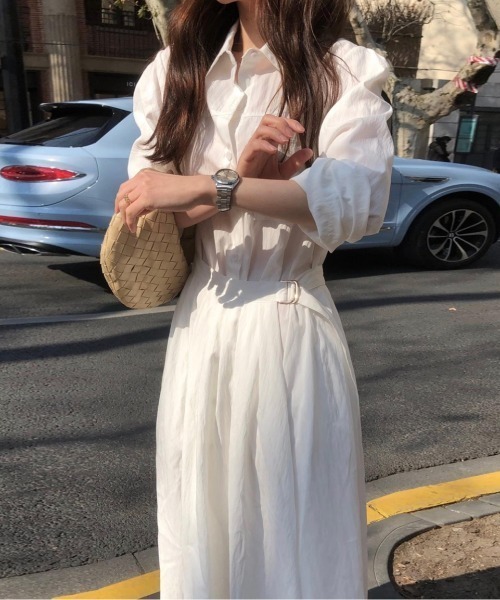 FREE STYLISTS(フリー スタイリスト)の「YUGA_YGMC Wrap flare shirt dress(ワンピース・レディース・ホワイト/ベージュ・FREE)」の1枚目の写真