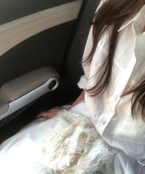 FREE STYLISTS(フリー スタイリスト)の「YUGA_YGMC Wrap flare shirt dress(ワンピース・レディース・ホワイト/ベージュ・FREE)」の10枚目の写真