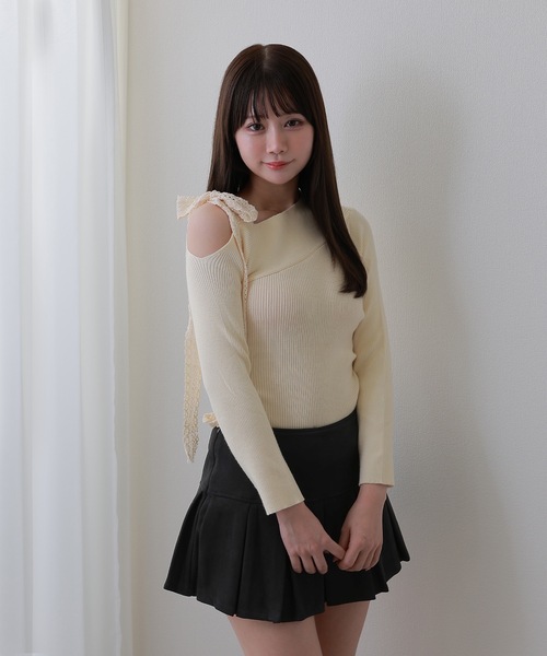 M DOLLY(エムドリー)の「serafina knit tops/セラフィナニットトップス(ニット/セーター・レディース・ブラック/アイボリー/グレー・FREE)」の2枚目の写真