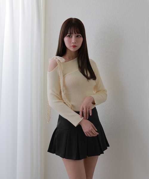 M DOLLY(エムドリー)の「serafina knit tops/セラフィナニットトップス(ニット/セーター・レディース・ブラック/アイボリー/グレー・FREE)」の6枚目の写真